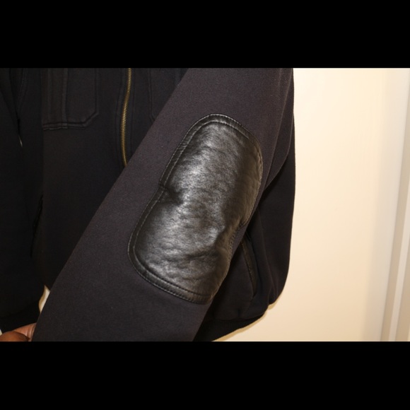 Champs Sports Gear Sherpa Jacket - Picture 4 of 6